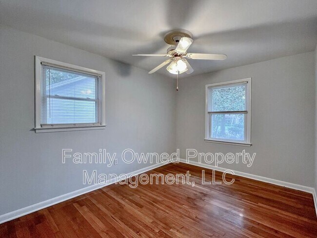 Building Photo - 1522 Joan St