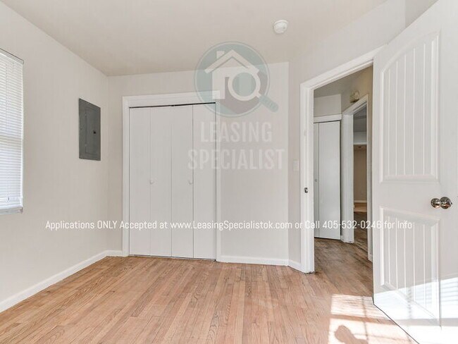 Building Photo - Charming Mid Norman 3 Bed 2 Bath Home!