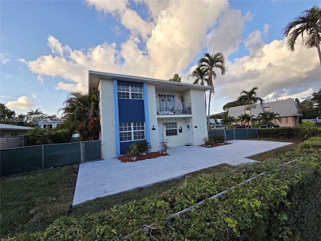 Building Photo - 9100 SW 95th Ave