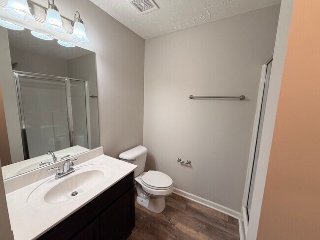 Building Photo - 1008 Tradition Trl