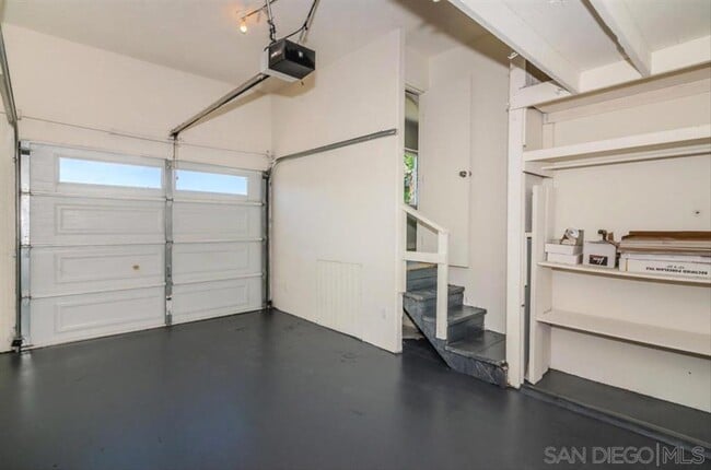 Building Photo - Remodeled 3 bedroom 2 bath.  Fenced yard. Outdoor shower, deck ,attached garage. Near beaches.