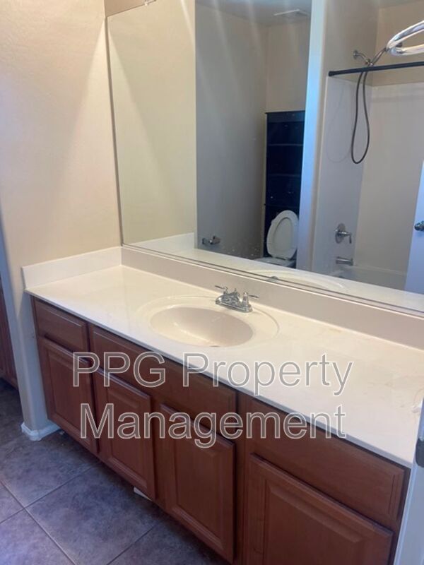 Building Photo - 17653 W Corrine Dr