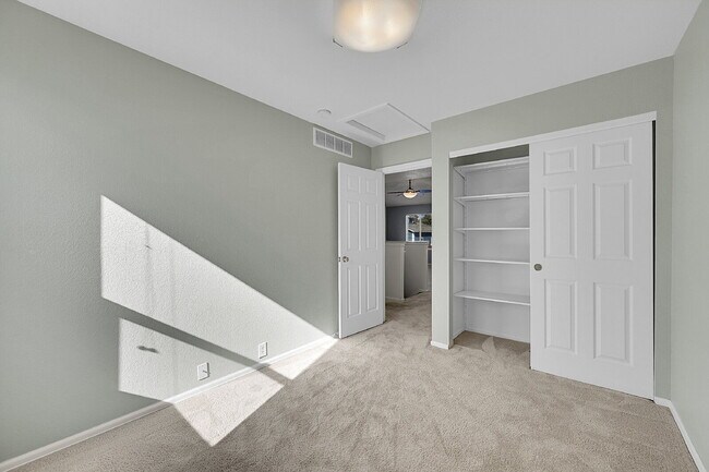 Building Photo - $2,500.00 - 3 Bedrooms, 2 Bathrooms, Singl...