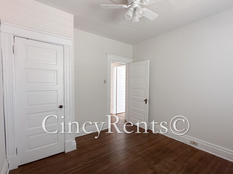 Building Photo - 3570 Edwards Rd