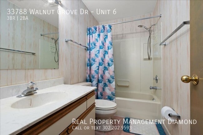 Building Photo - 33788 Walnut Grove Dr