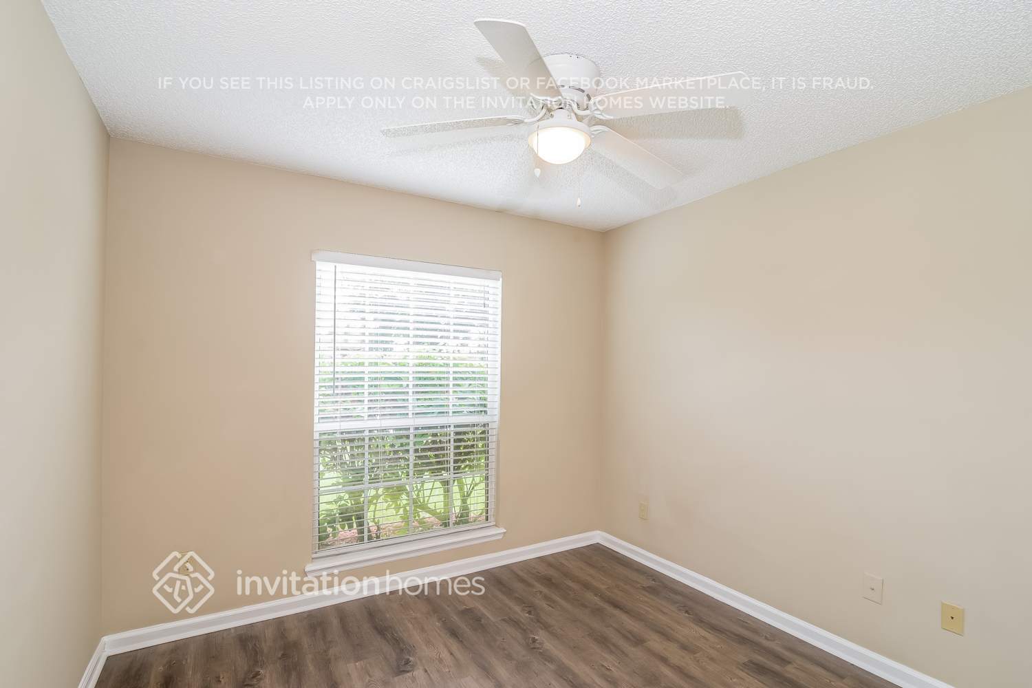Building Photo - 12963 Silver Springs Dr N