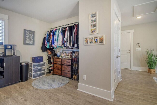 Building Photo - Refined Living in Midtown Nexton