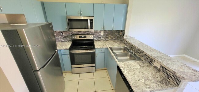 Building Photo - 12263 SW 214 Ln