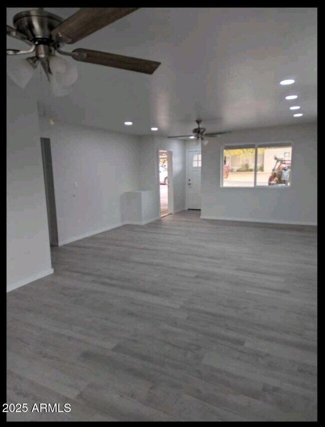 Building Photo - 6134 S Borego Rd