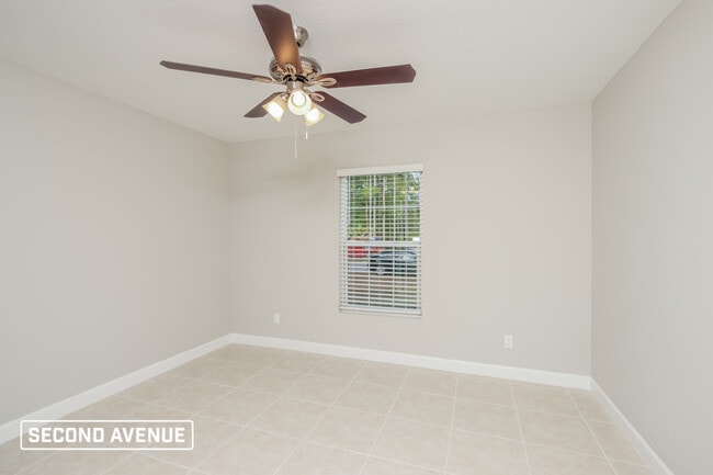 Building Photo - 589 Lambright St SW