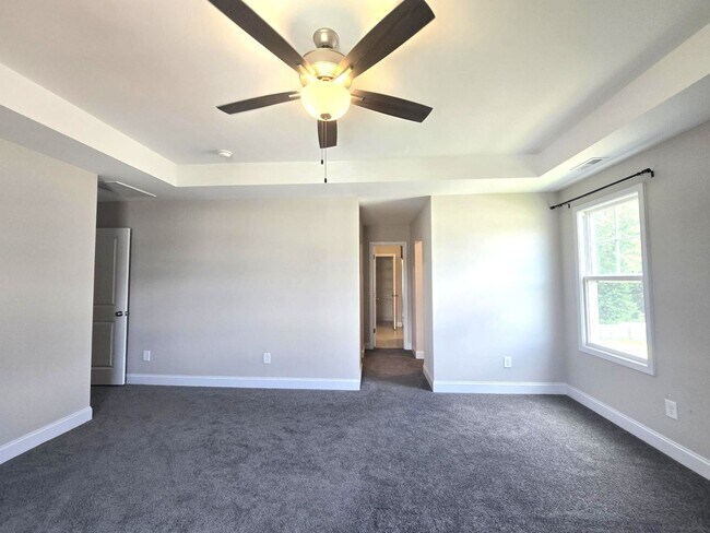 Building Photo - Raeford Rental