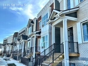 Building Photo - 1135 SW 11th St