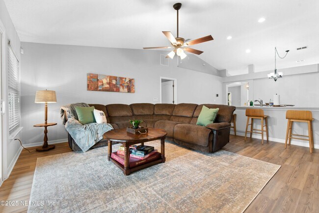 Building Photo - 2650 Kermit Ct