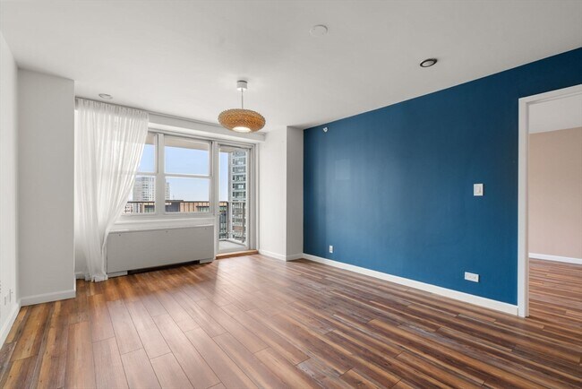 Building Photo - 151 Tremont St