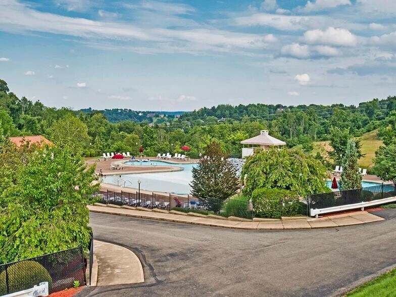 Building Photo - 248 Adams Pointe Blvd