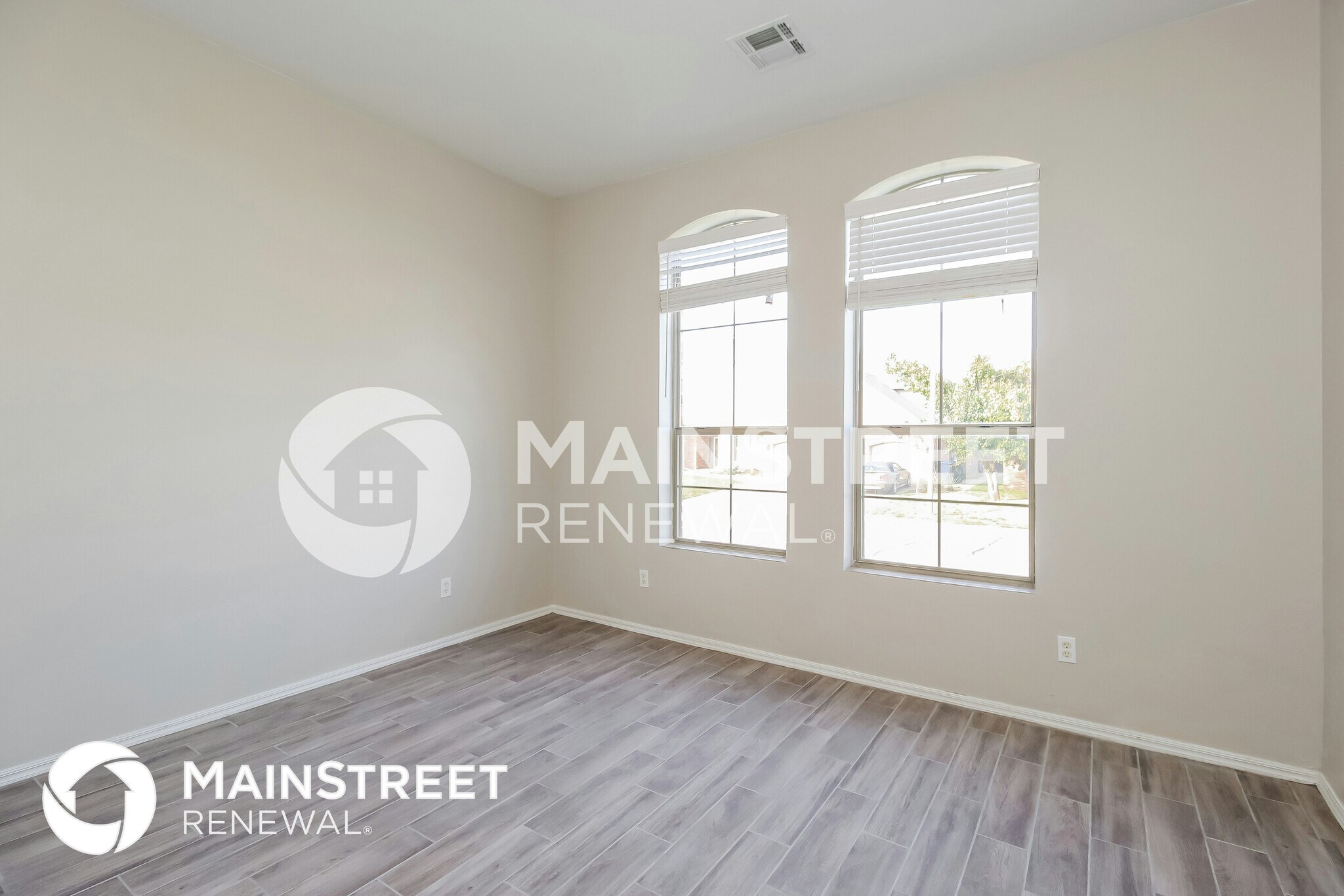 Building Photo - 8820 NW 120th St