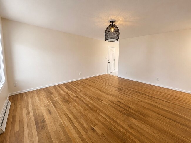 Building Photo - 3 Bed 1 Bath Rental in Rome NY