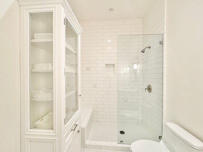 Building Photo - 152 Sproule Ln.