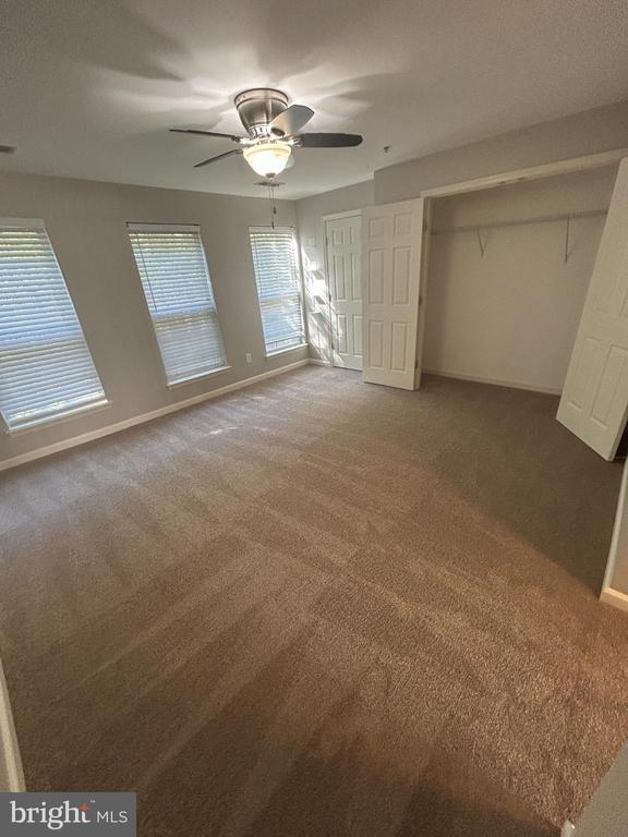 Building Photo - 12143 Open View Ln