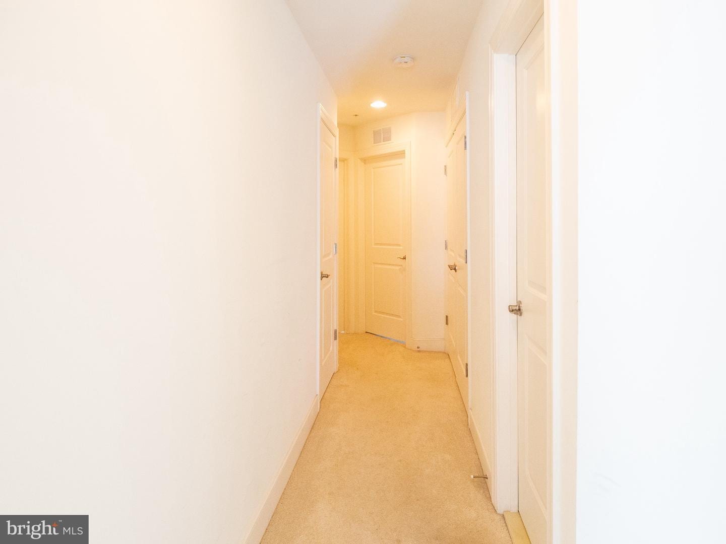 Building Photo - 727 Crown Park Ave