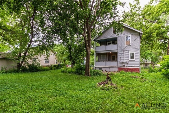 Building Photo - Fifteenth St. 344 N.