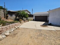 Building Photo - 24405 Manzanita Rd