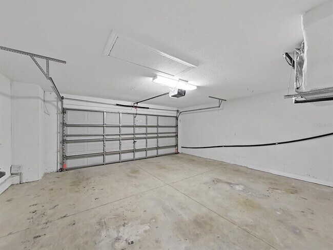 Building Photo - 8906 Iron Oak Ave