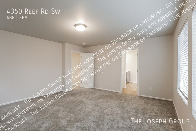 Building Photo - 4350 Reef Rd SW