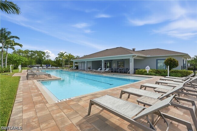Building Photo - 15054 Wildflower Cir