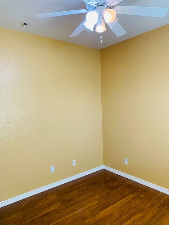 Building Photo - Beautiful Home In Rancho Sahuarita Located...