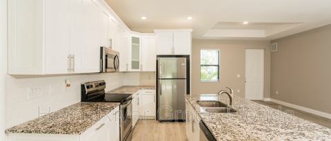 Building Photo - 2119 Hanford Ln