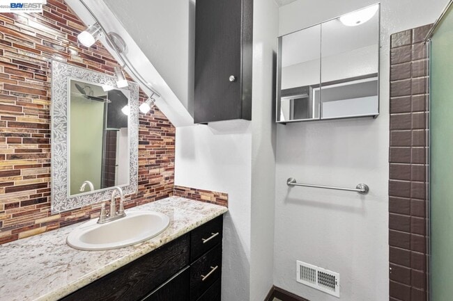 Building Photo - 4130 Wakefield Loop