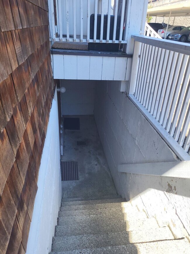 Building Photo - Hazel Dwellings, LLC