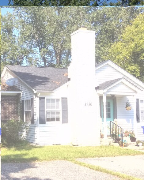 Building Photo - 1730 Pinckney Park Dr