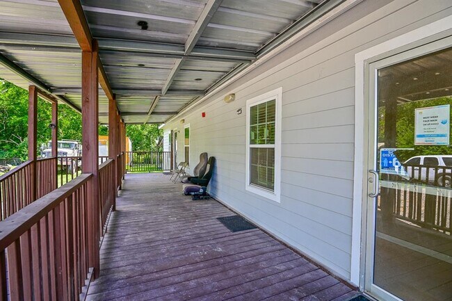 Porch - 7931 Ethel St
