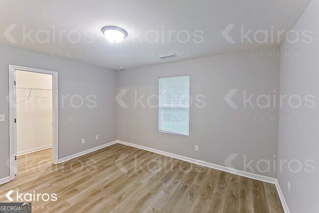 Building Photo - 236 Fox Chase Wy