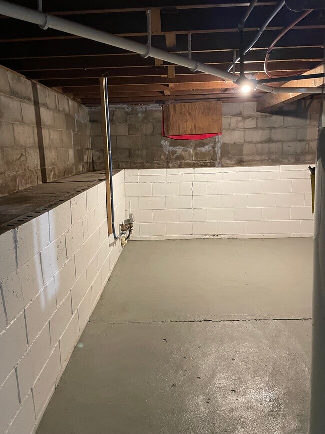 basement - 44 Martinview Rd