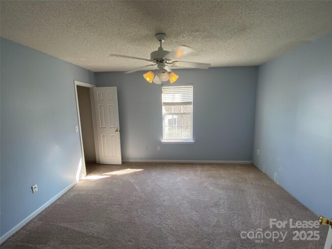 Building Photo - 9325 Timothy Ct