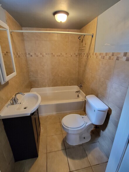 Building Photo - 2030 N Cleveland St