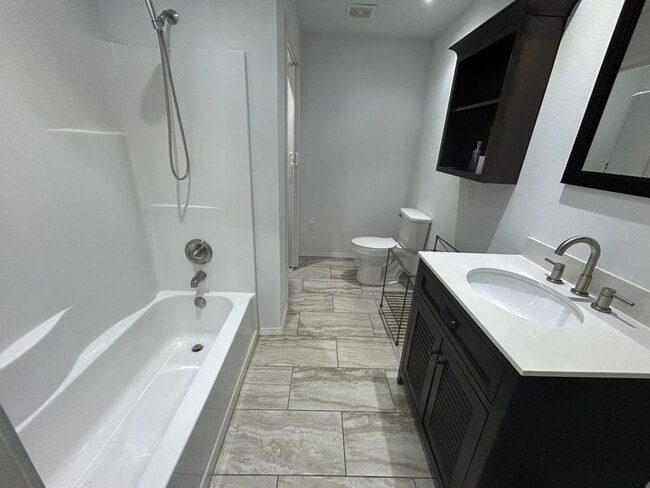 Building Photo - 4335 Georgia St