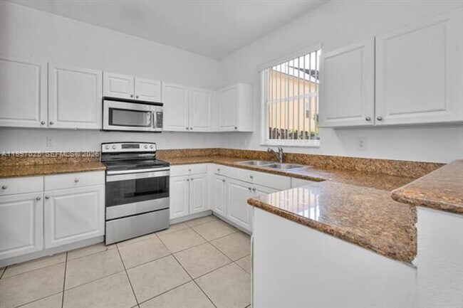 Building Photo - 12864 SW 133rd Terrace