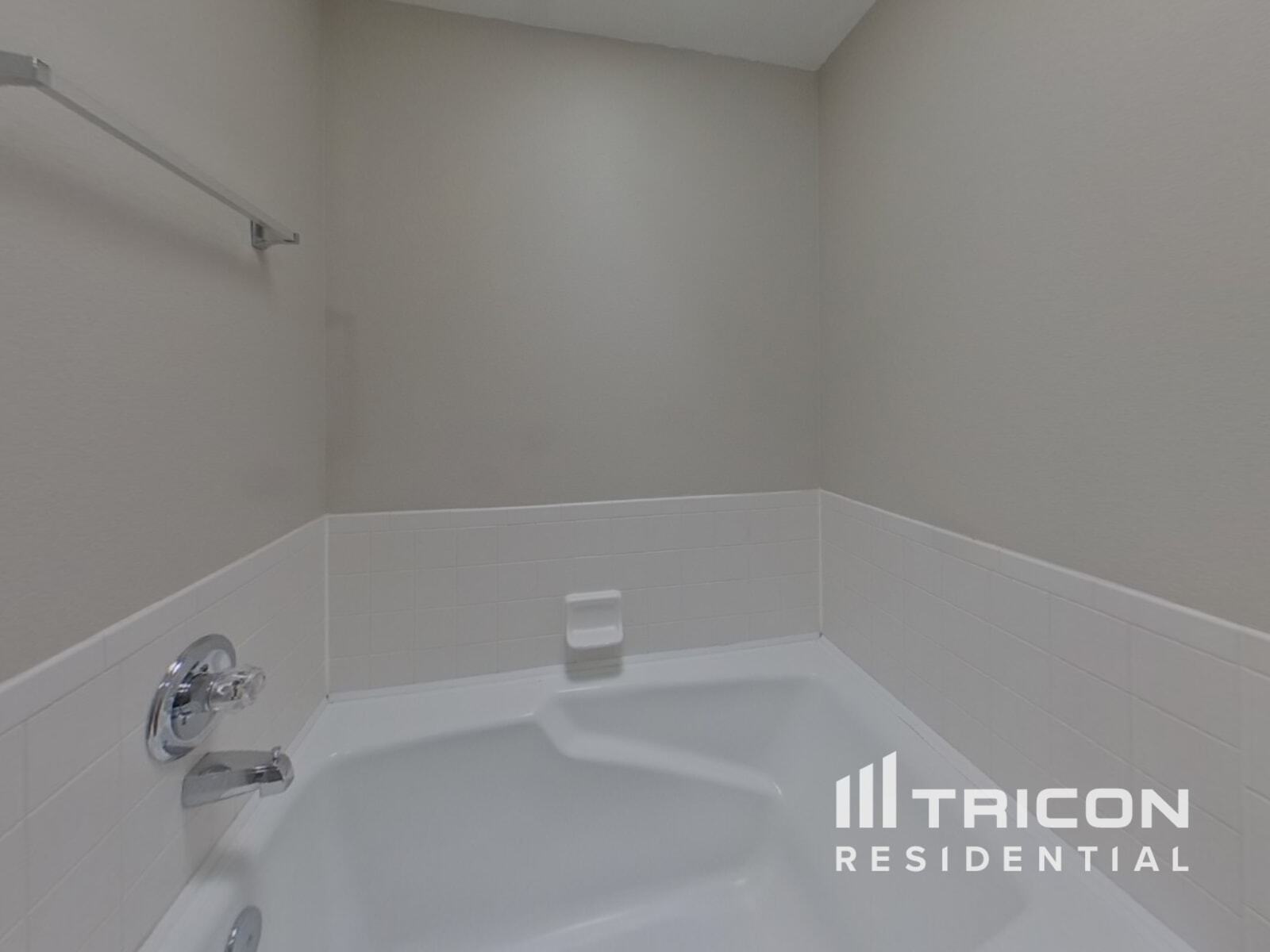 Building Photo - 441 Valley Hi Cir