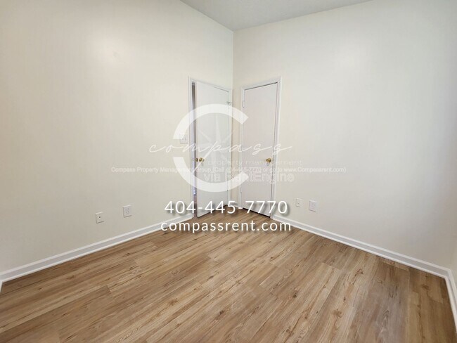 Building Photo - 5047 Chadwick Ct