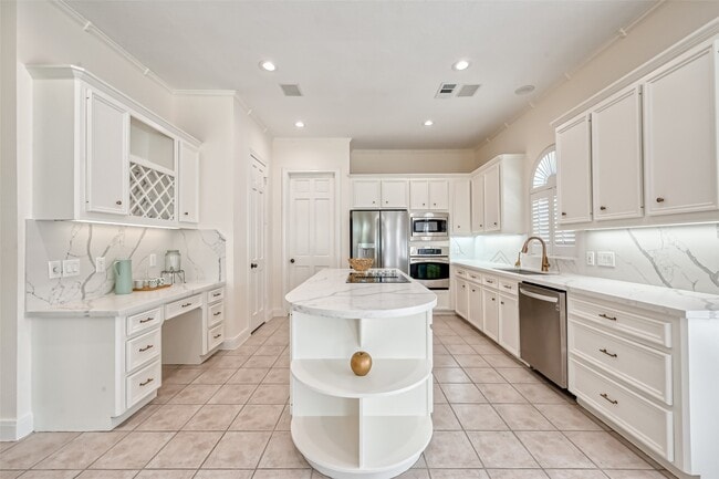 Building Photo - 13719 Ashley Run