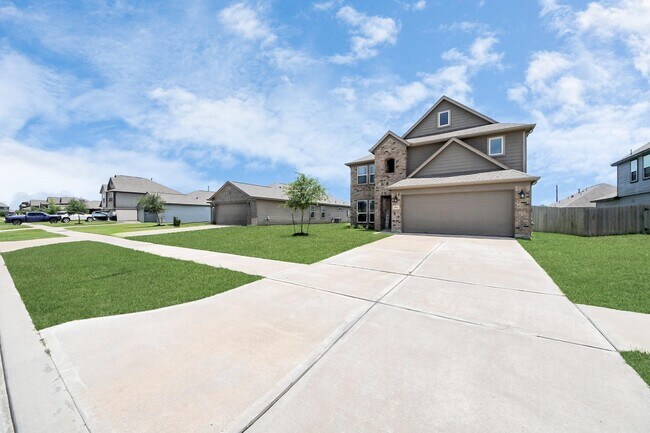 Building Photo - 2643 Ridgeback Dr