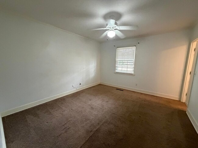 Building Photo - 115 Adams Ave