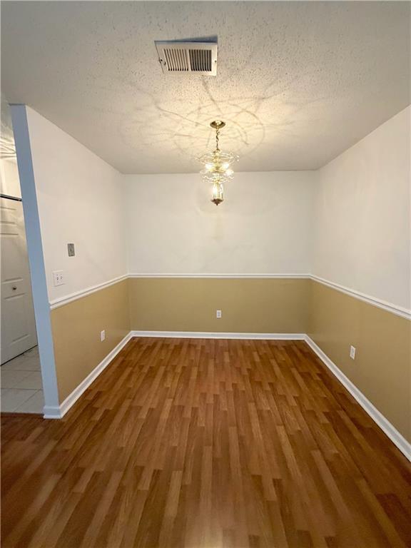 Building Photo - 3595 Woodbriar Cir