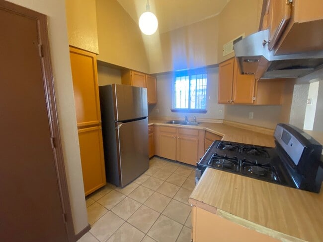 Building Photo - HOME FOR RENT NORTHEAST EL PASO