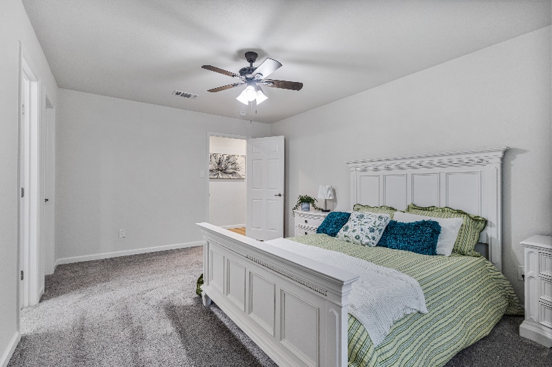 Building Photo - 1009 N Barrett Ave