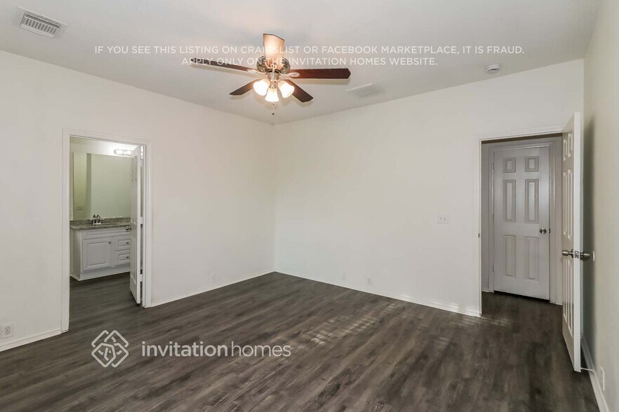 Building Photo - 18611 Atasca S Dr